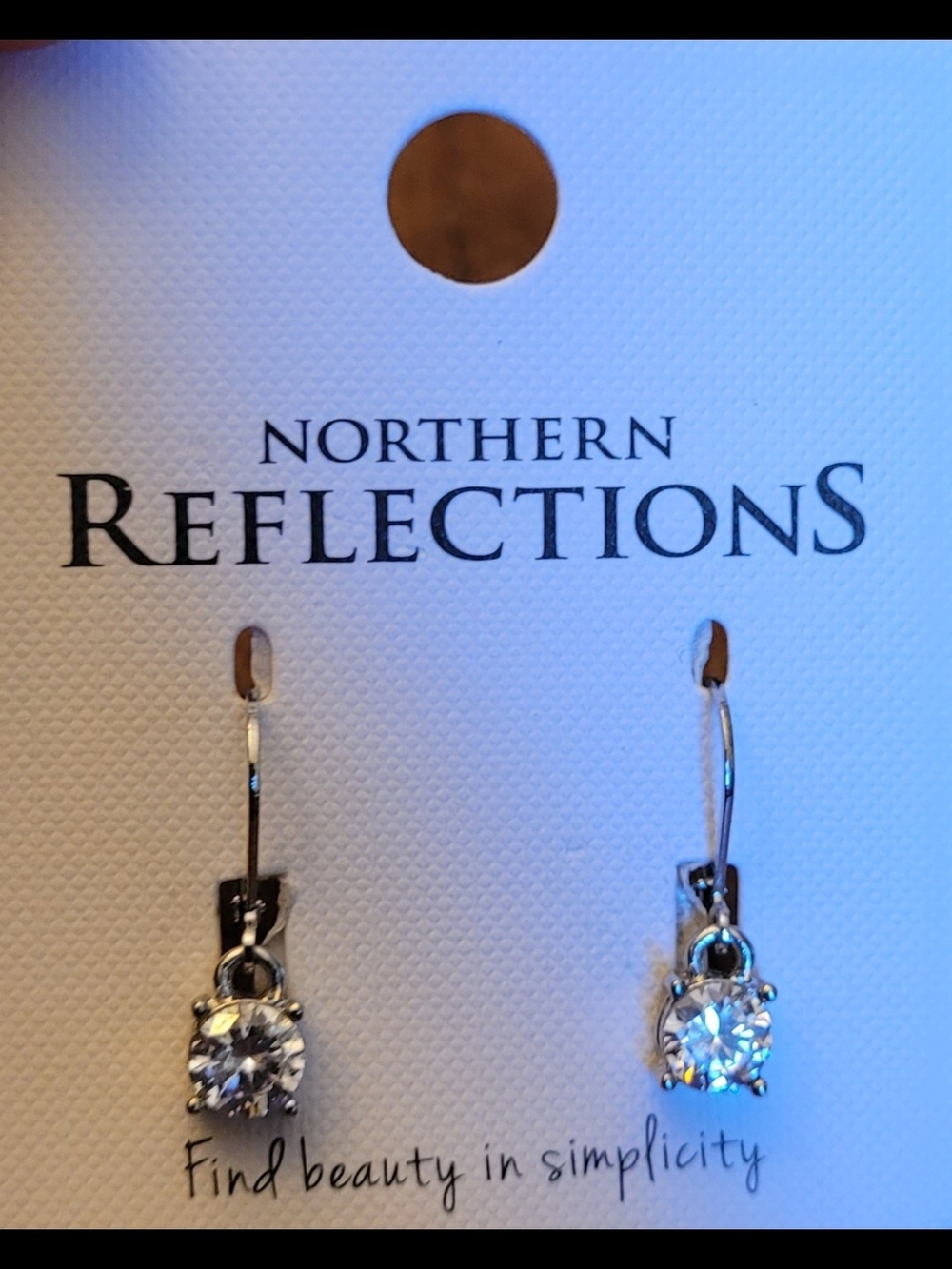 🥳4/$25!🥳 Northern Reflections Silver and Clear Sparkling Drop Earrings
